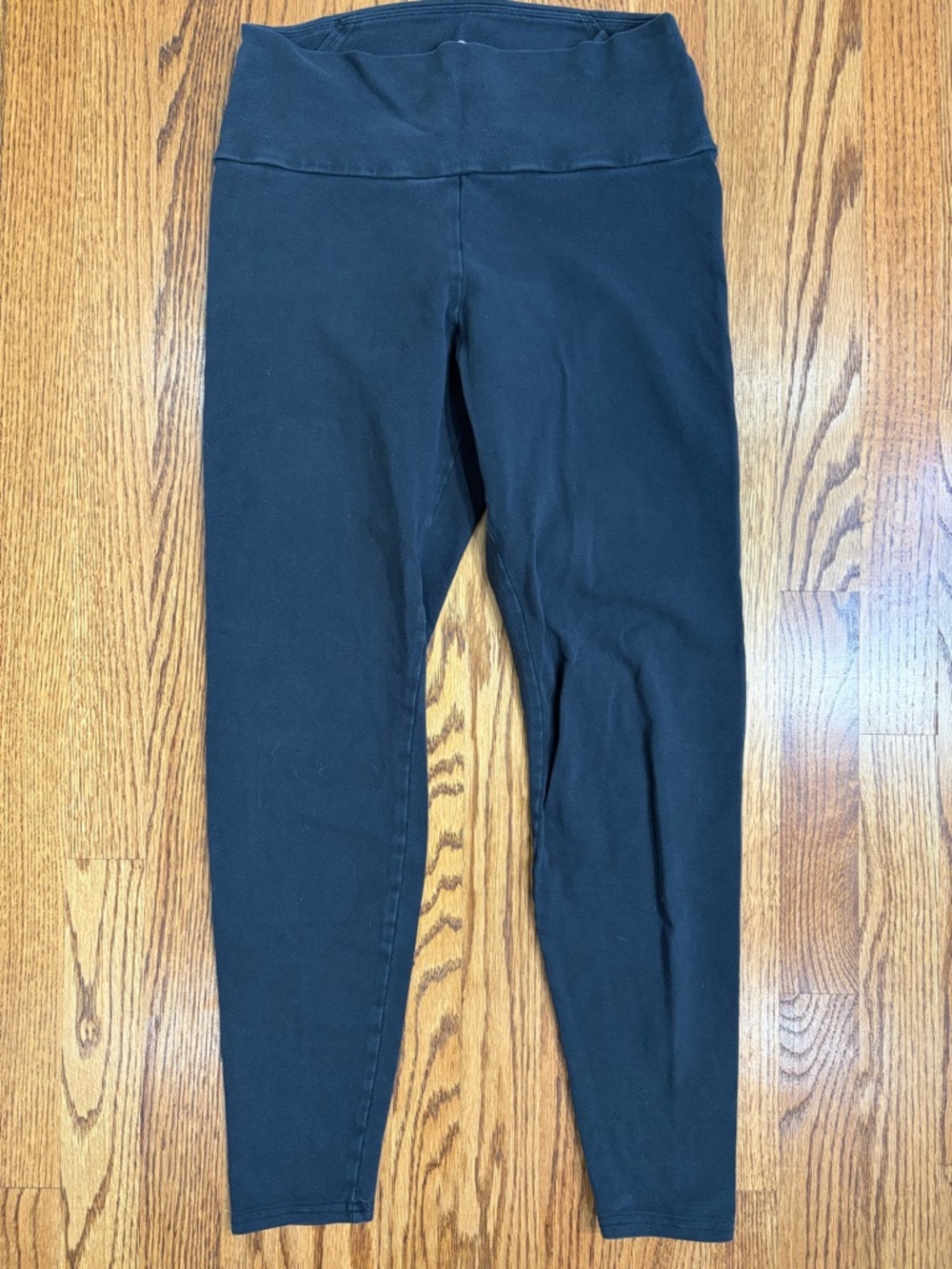 UGG Soft Black Leggings (M)